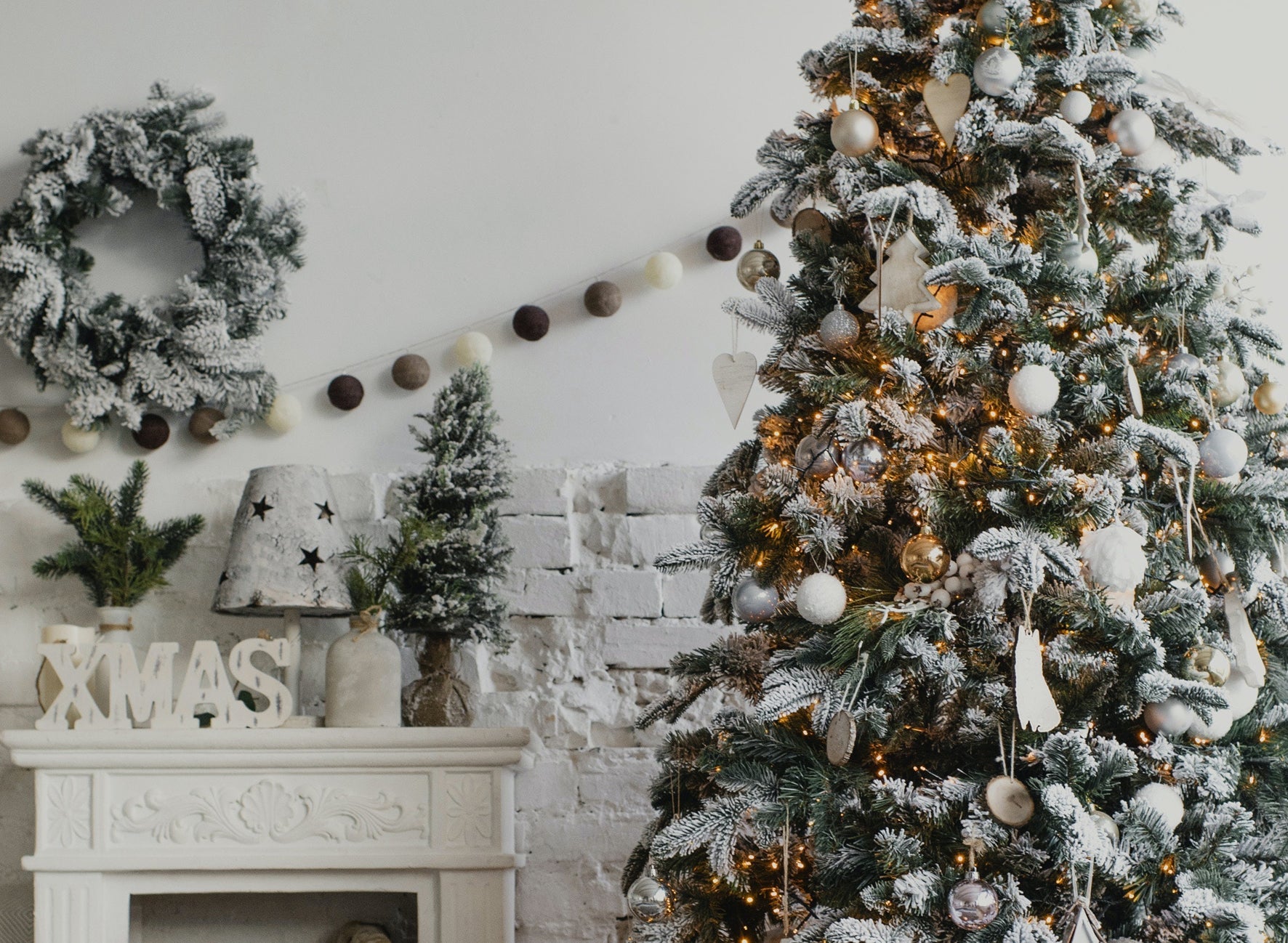 Baubles & Decorations-Love Lumi Ltd