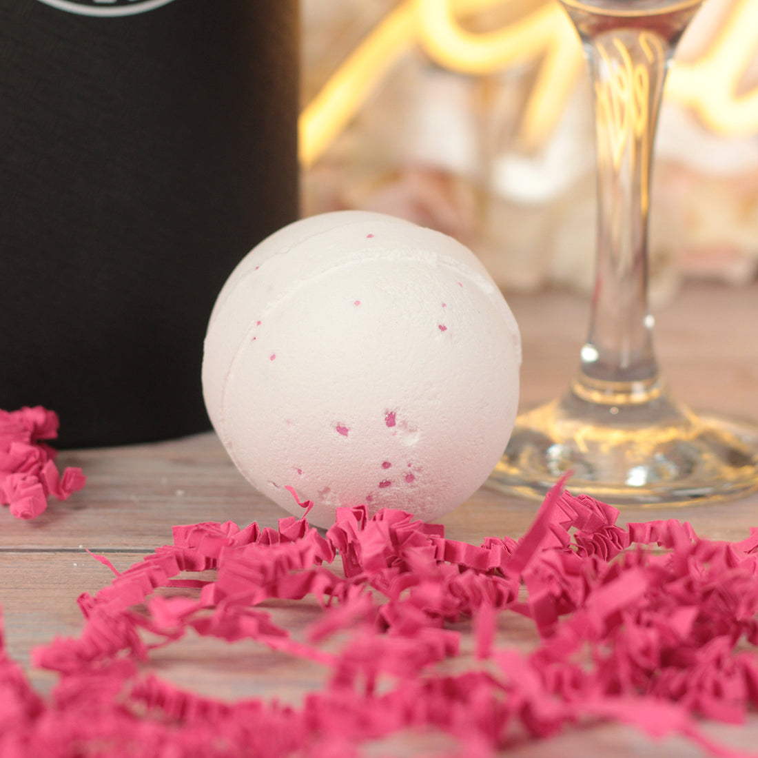 40th Birthday Diamante Embellished Gin Glass and Bath Bomb Gift Set