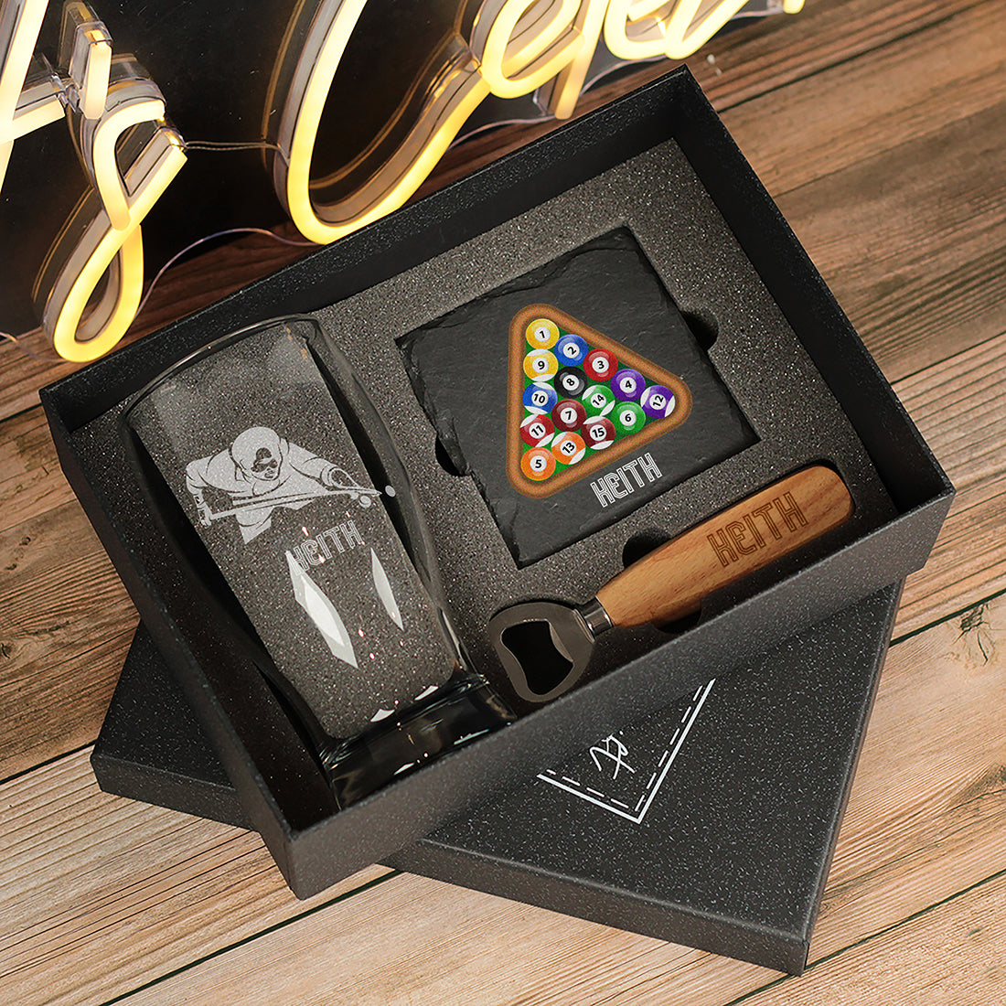 Pool Player Pint Glass Boxed Gift Set