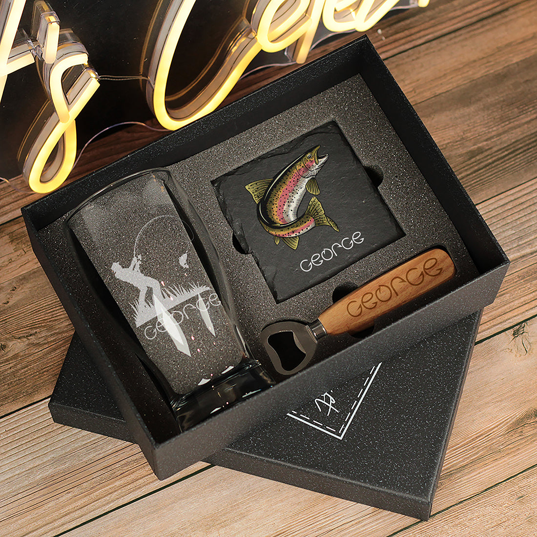 Fishing Pint Glass Boxed Gift Set