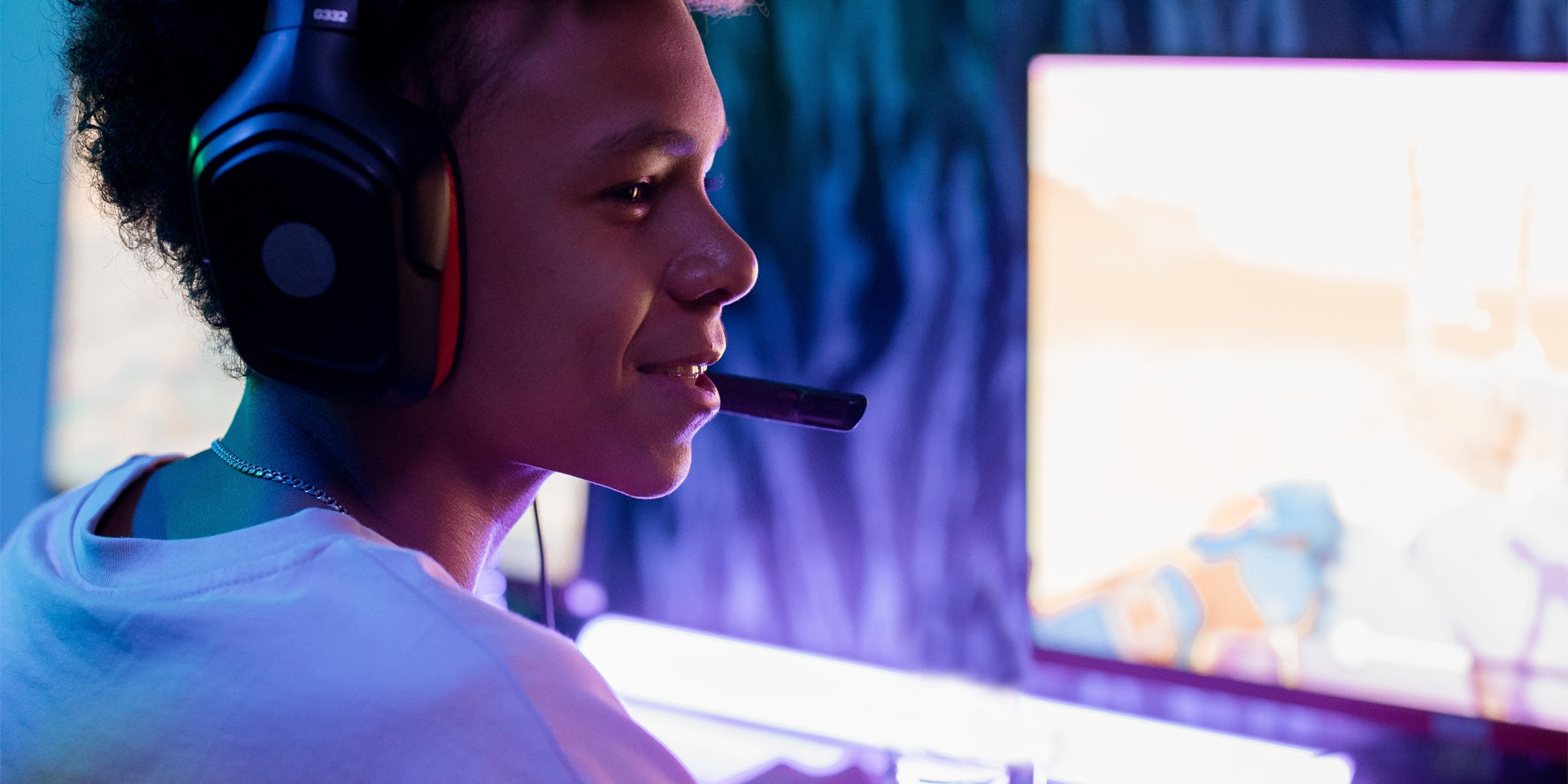 Gifts for Gamers-Love Lumi Ltd