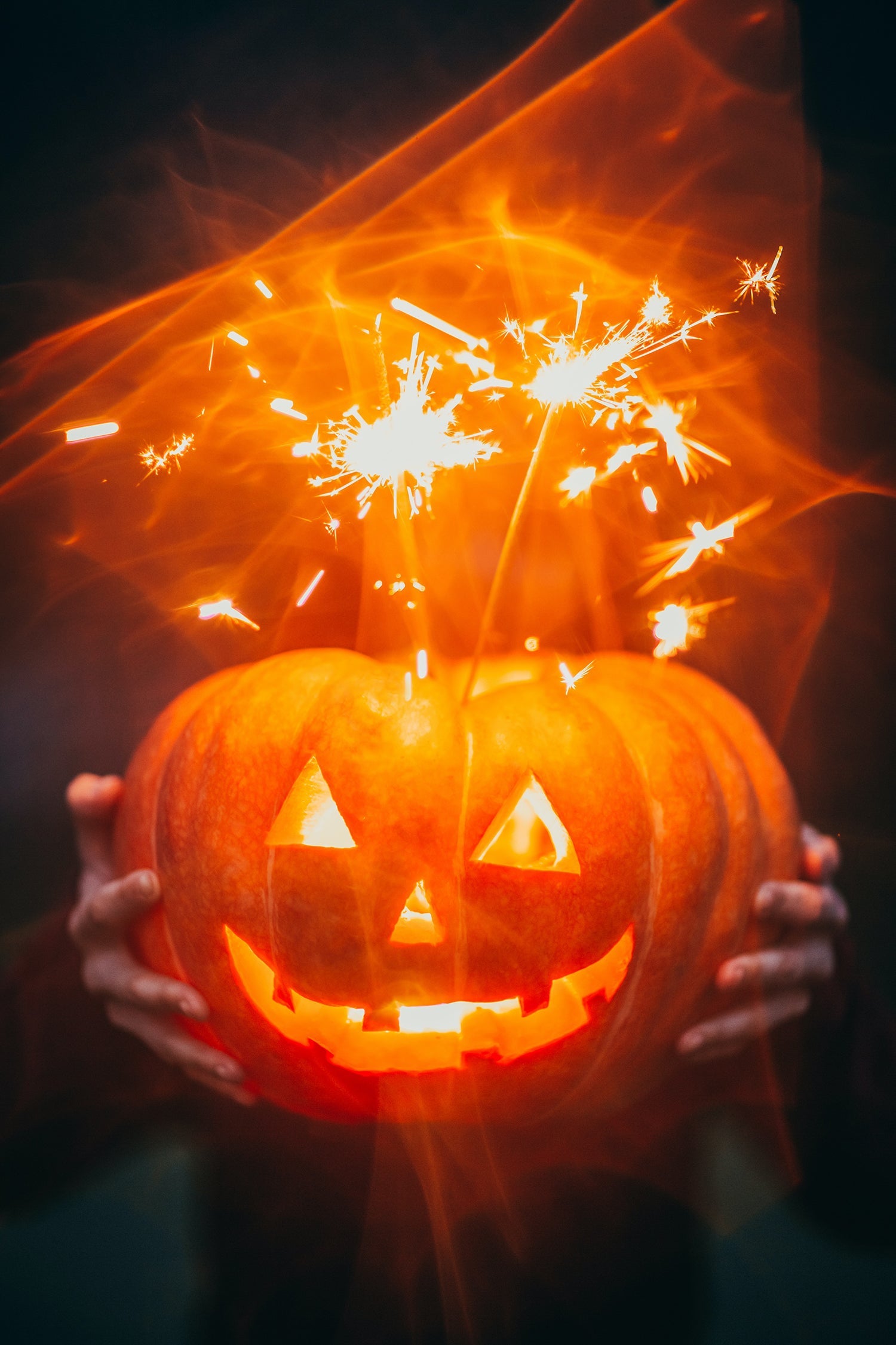 Halloween-Love Lumi Ltd