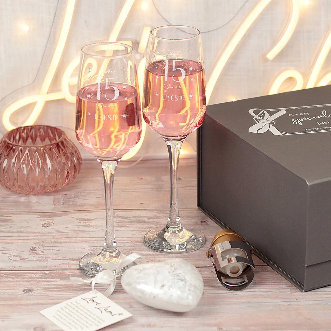 Pair of Crystal 15 Year Wedding Anniversary Diamante Embellished Champagne Flutes and Glass Heart Gift Set