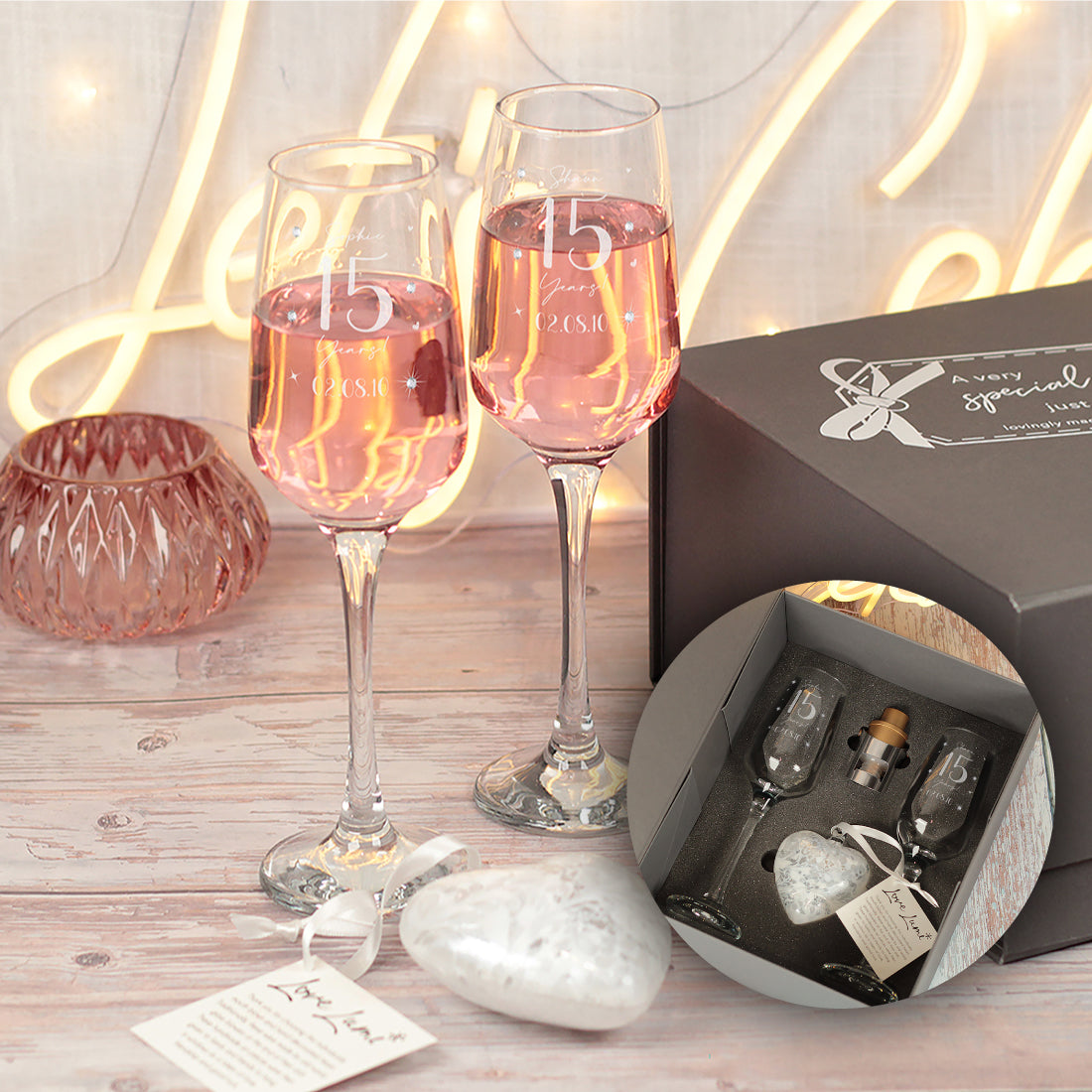 Pair of Crystal 15 Year Wedding Anniversary Diamante Embellished Champagne Flutes and Glass Heart Gift Set
