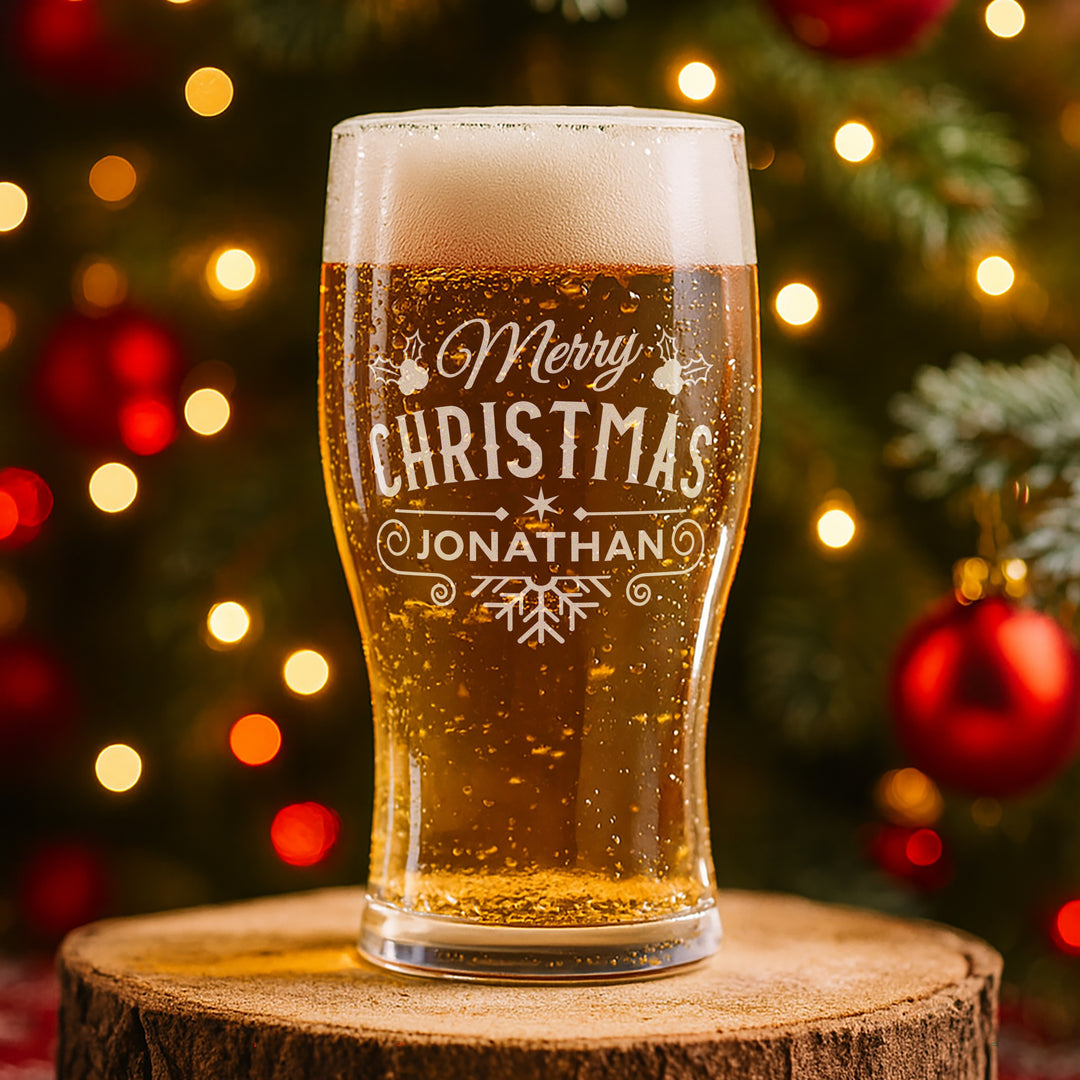Christmas Holly &amp; Snowflake Pint Glass and Gift Boxed Set