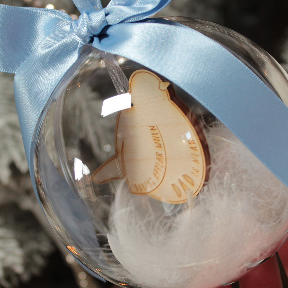 Robin Remembrance Christmas Bauble-Love Lumi Ltd
